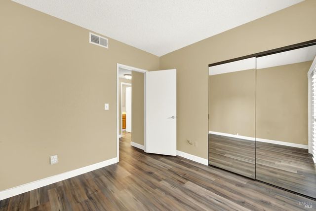 401 Northampton Dr, American Canyon, CA 94503