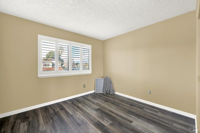 401 Northampton Dr, American Canyon, CA 94503