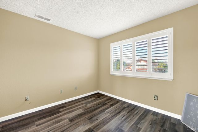 401 Northampton Dr, American Canyon, CA 94503