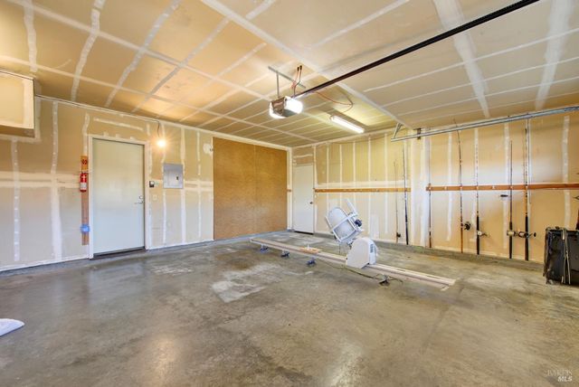 401 Northampton Dr, American Canyon, CA 94503