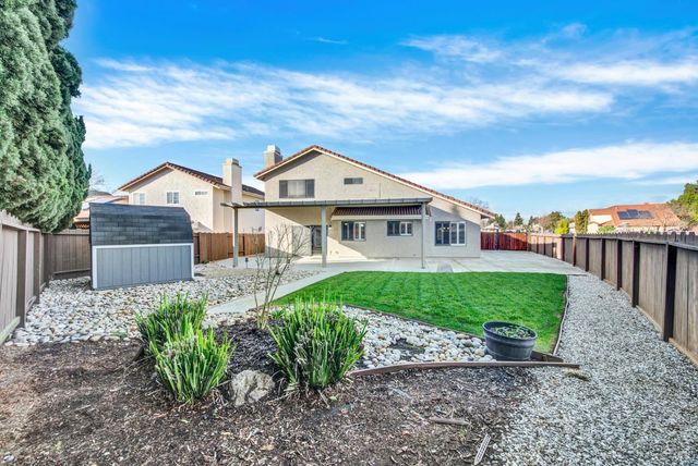 401 Northampton Dr, American Canyon, CA 94503