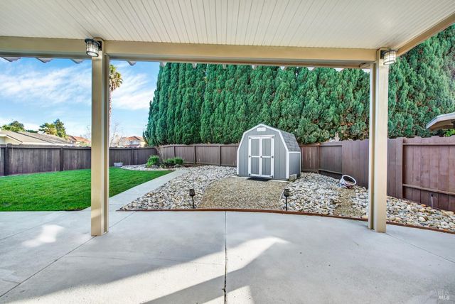 401 Northampton Dr, American Canyon, CA 94503