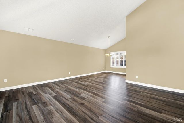 401 Northampton Dr, American Canyon, CA 94503