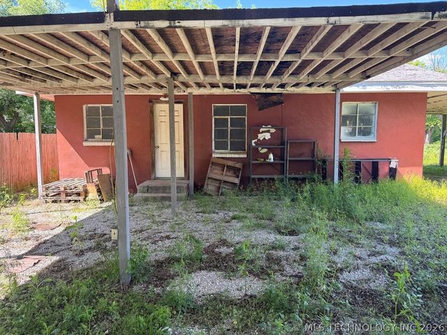 321 N Seminole Avenue, Bartlesville, OK 74003
