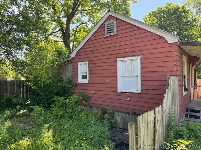 321 N Seminole Avenue, Bartlesville, OK 74003