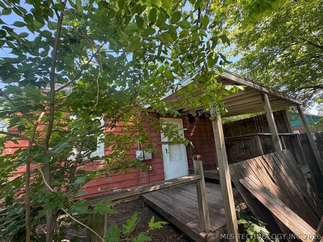 321 N Seminole Avenue, Bartlesville, OK 74003