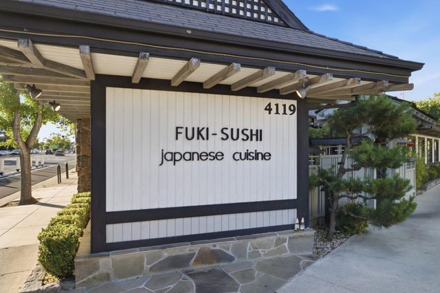 4151 El Camino Way Unit I, Palo Alto, CA 94306
