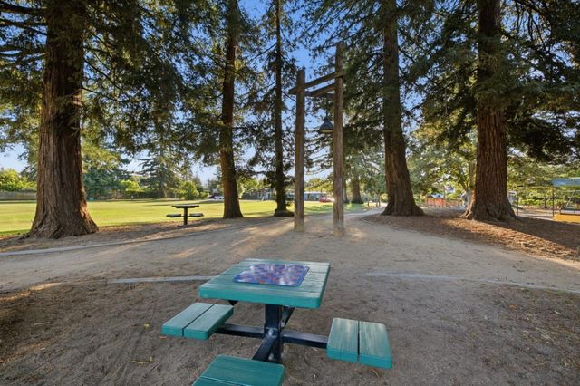 4151 El Camino Way Unit I, Palo Alto, CA 94306