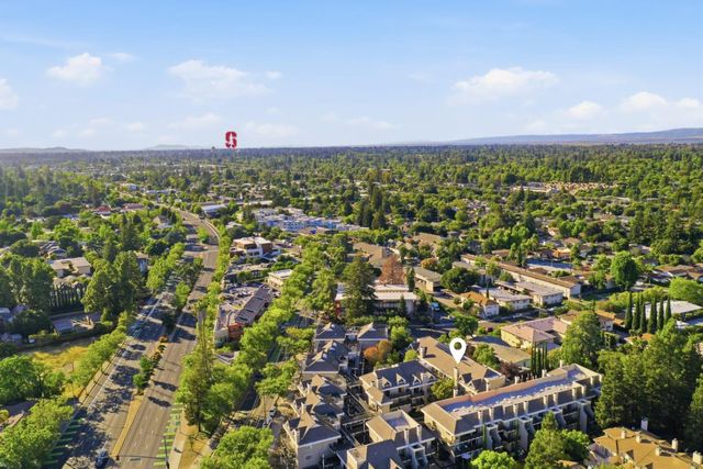 4151 El Camino Way Unit I, Palo Alto, CA 94306