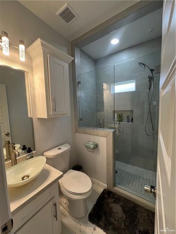 1202 Kestrel Drive, Edinburg, TX 78542