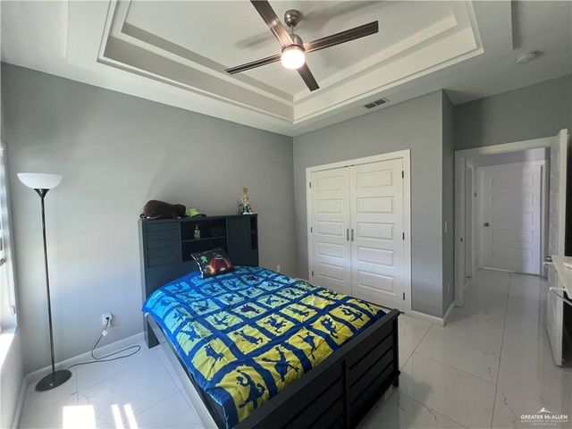 1202 Kestrel Drive, Edinburg, TX 78542