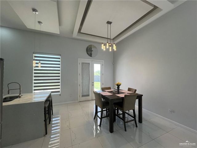 1202 Kestrel Drive, Edinburg, TX 78542