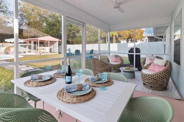 104 Sun Lane, Panama City Beach, FL 32413