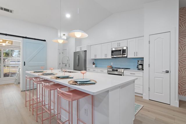 104 Sun Lane, Panama City Beach, FL 32413