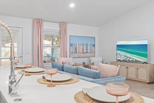 104 Sun Lane, Panama City Beach, FL 32413