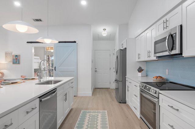 104 Sun Lane, Panama City Beach, FL 32413