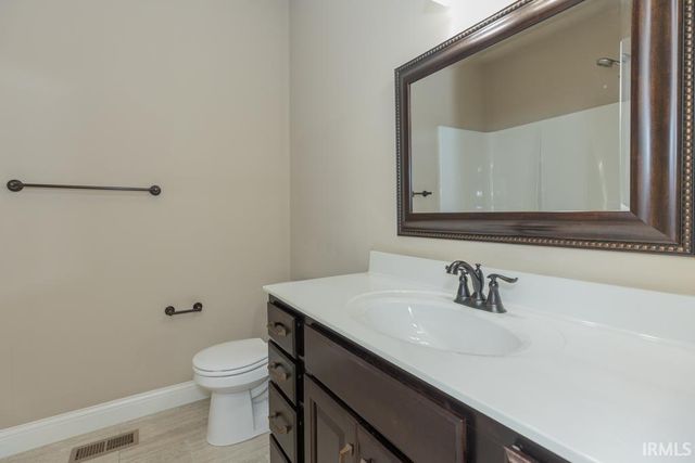 4211 Meadowbrooke Lane, Newburgh, IN 47630