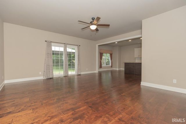 4211 Meadowbrooke Lane, Newburgh, IN 47630