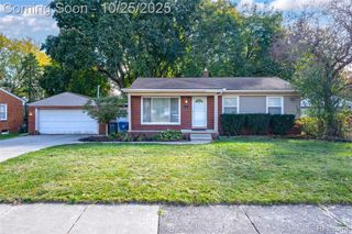 4073 Silver Birch Drive, Waterford, MI 48329