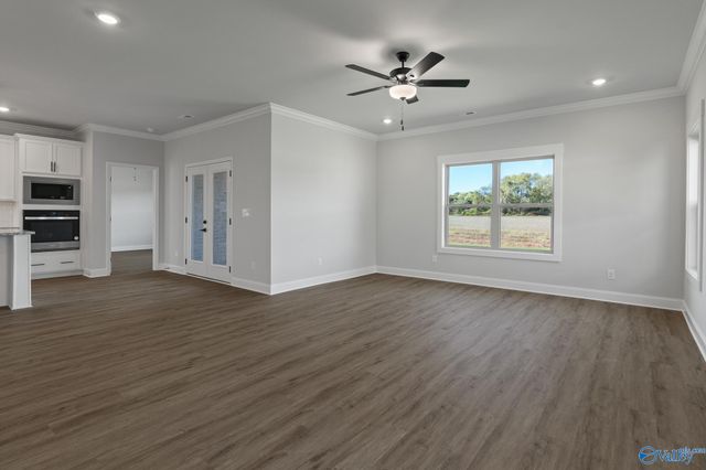 1310 Vermilion Circle, Owens Cross Roads, AL 35763