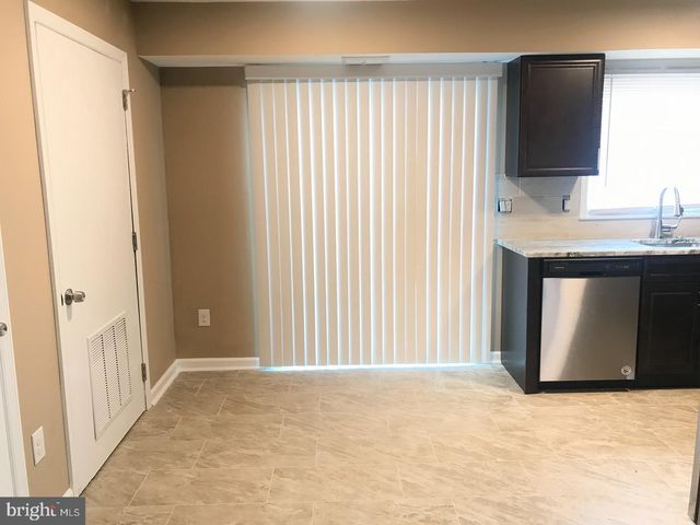 14 LINDEN CT, Sicklerville, NJ 08081