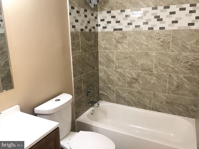 14 LINDEN CT, Sicklerville, NJ 08081