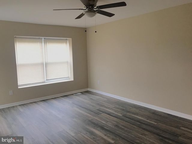 14 LINDEN CT, Sicklerville, NJ 08081
