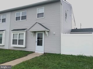 14 LINDEN CT, Sicklerville, NJ 08081