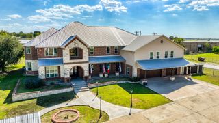 6925 Sky Road, Joshua, TX 76058