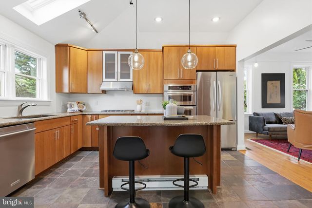 104 GRAYLING AVE, Narberth, PA 19072