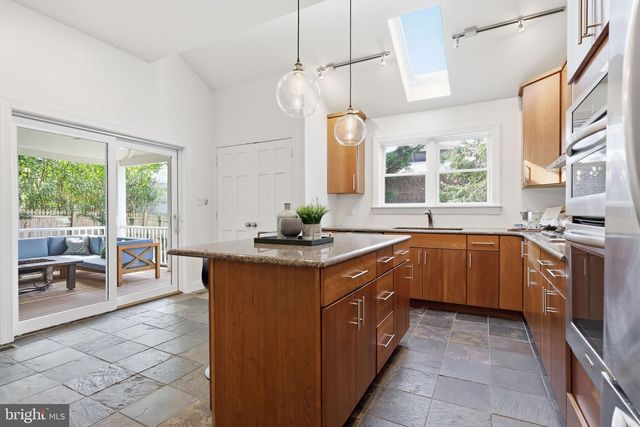 104 GRAYLING AVE, Narberth, PA 19072
