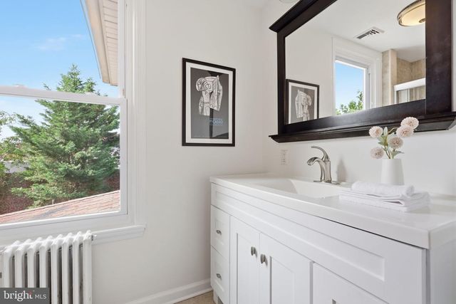 104 GRAYLING AVE, Narberth, PA 19072
