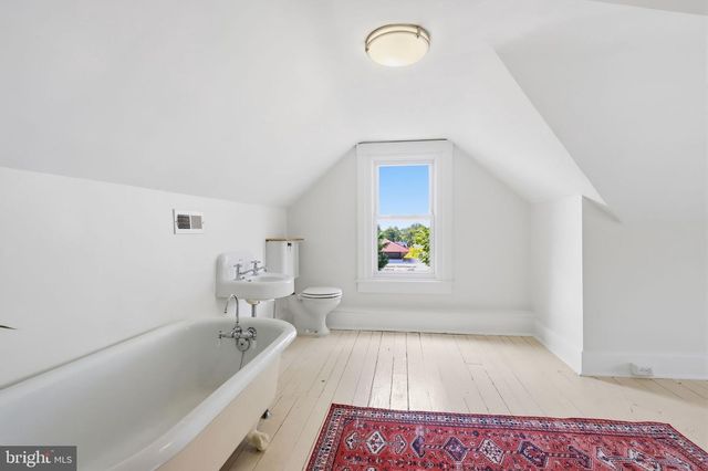 104 GRAYLING AVE, Narberth, PA 19072