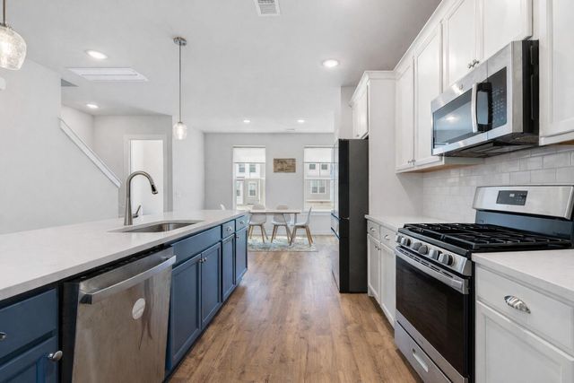 1040 Old Cypress Run, Hanahan, SC 29410