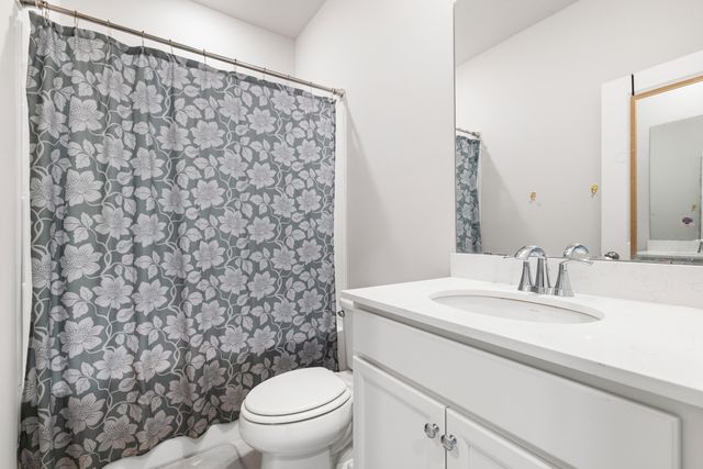 1040 Old Cypress Run, Hanahan, SC 29410