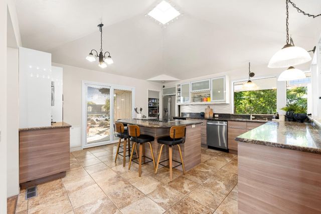 2303 Pinon Rd, Rescue, CA 95672