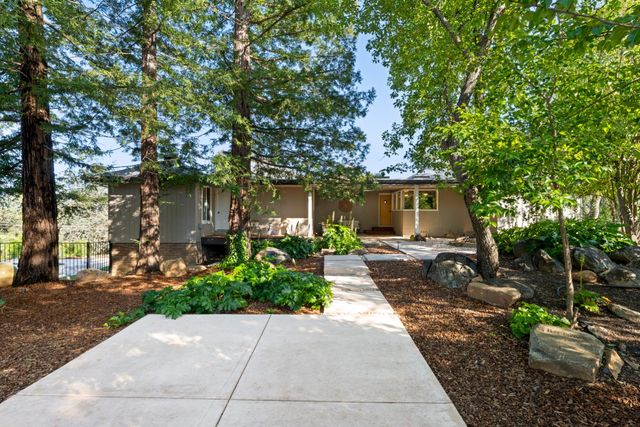 2303 Pinon Rd, Rescue, CA 95672