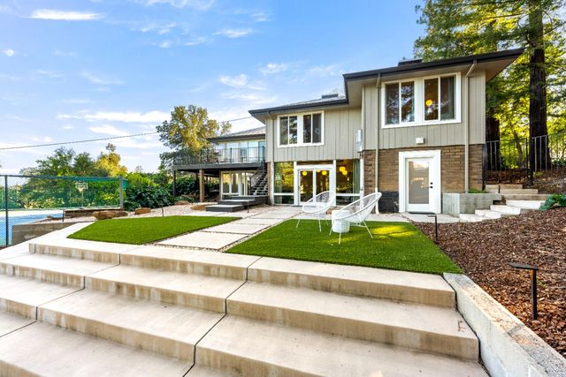 2303 Pinon Rd, Rescue, CA 95672