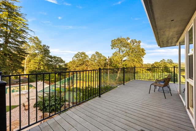 2303 Pinon Rd, Rescue, CA 95672