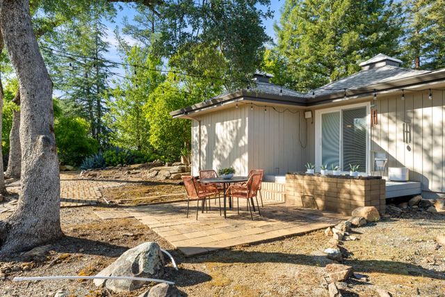 2303 Pinon Rd, Rescue, CA 95672