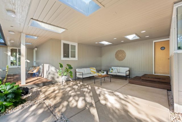 2303 Pinon Rd, Rescue, CA 95672