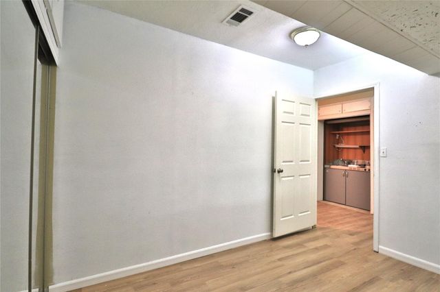 3210 Cloverdale Street, Houston, TX 77025