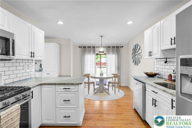 1521 Derhammer Street, Forks Twp, PA 18040