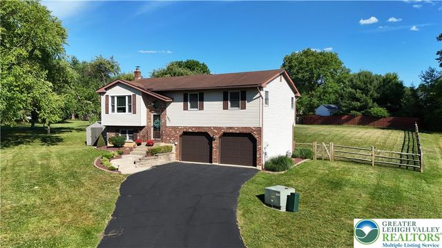 1521 Derhammer Street, Forks Twp, PA 18040