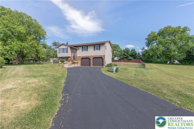 1521 Derhammer Street, Forks Twp, PA 18040