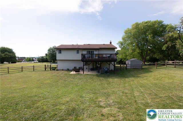 1521 Derhammer Street, Forks Twp, PA 18040