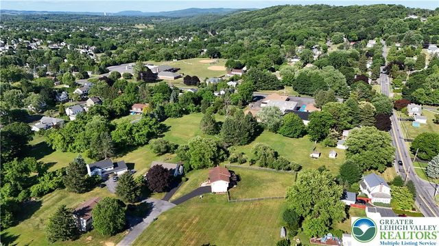 1521 Derhammer Street, Forks Twp, PA 18040