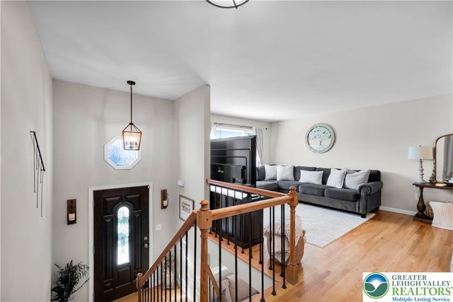 1521 Derhammer Street, Forks Twp, PA 18040