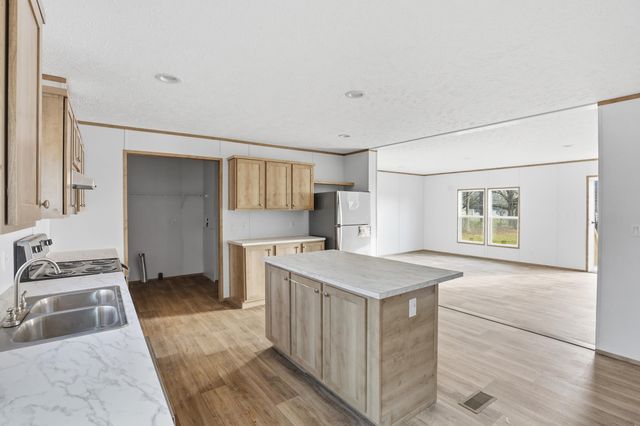 1212 Fairview Church Road, Spartanburg, SC 29303