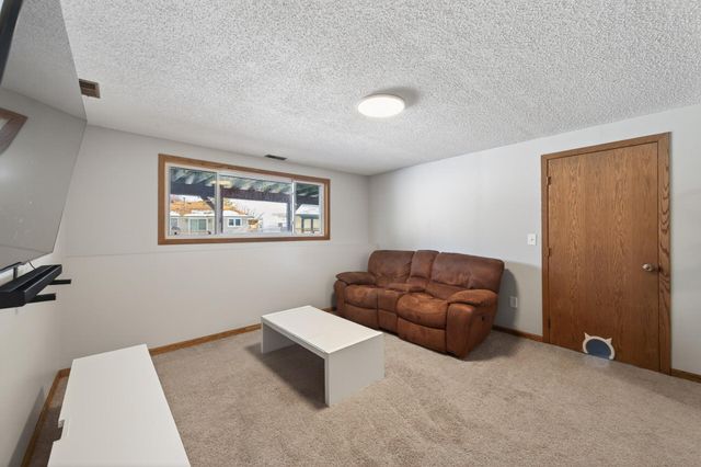 9157 3rd Street NE, Blaine, MN 55434